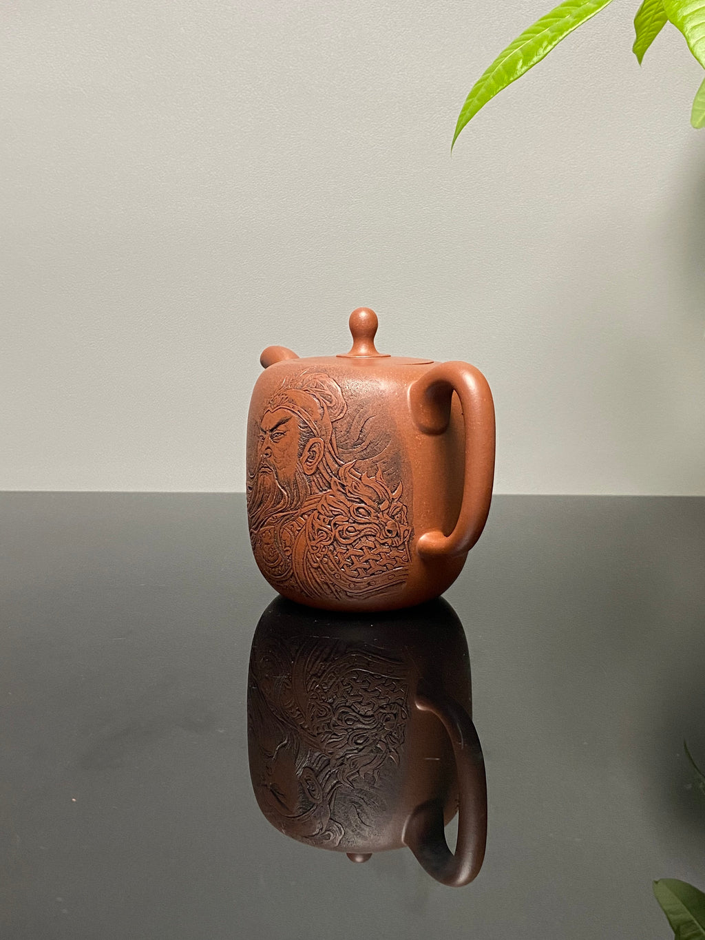 杨喜雨大师顶流臻品《滴泉壶》形神兼备·礼藏双宜·传世重器！  ——原矿优质底槽清·350cc ——紫砂刻绘全能艺术名家·杨喜雨 亲工