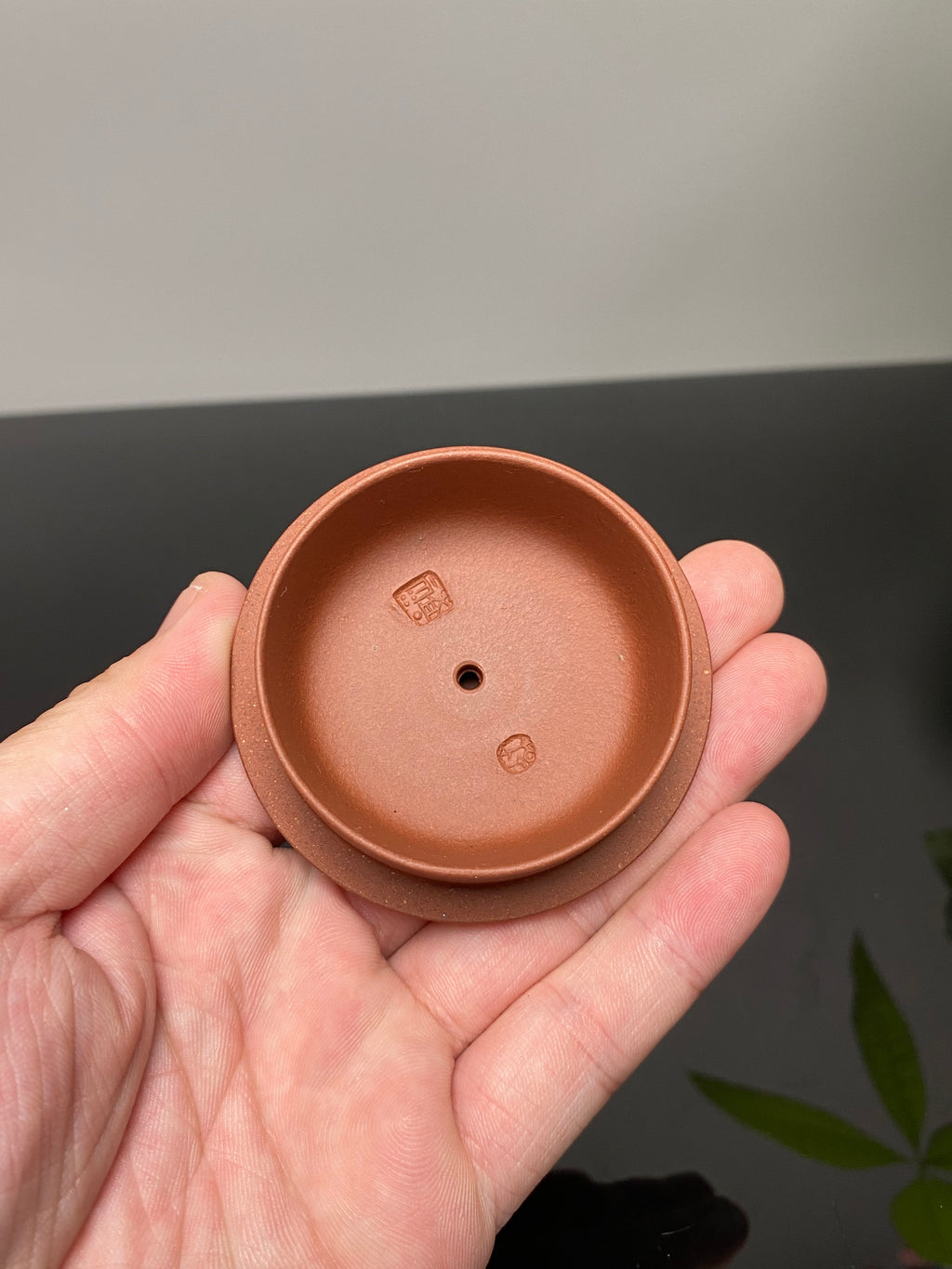 杨喜雨大师顶流臻品《竹林七贤壶》形神兼备·礼藏双宜·传世重器！  ——原矿优质底槽清·350cc ——紫砂刻绘全能艺术名家·杨喜雨 亲工
