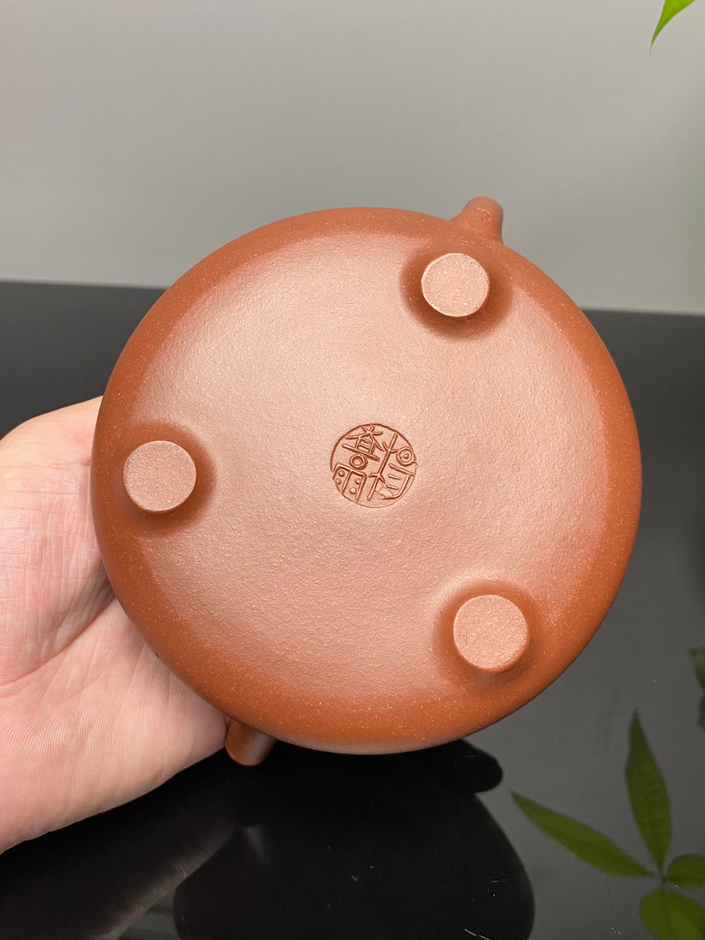 杨喜雨大师顶流臻品《竹林七贤壶》形神兼备·礼藏双宜·传世重器！  ——原矿优质底槽清·350cc ——紫砂刻绘全能艺术名家·杨喜雨 亲工
