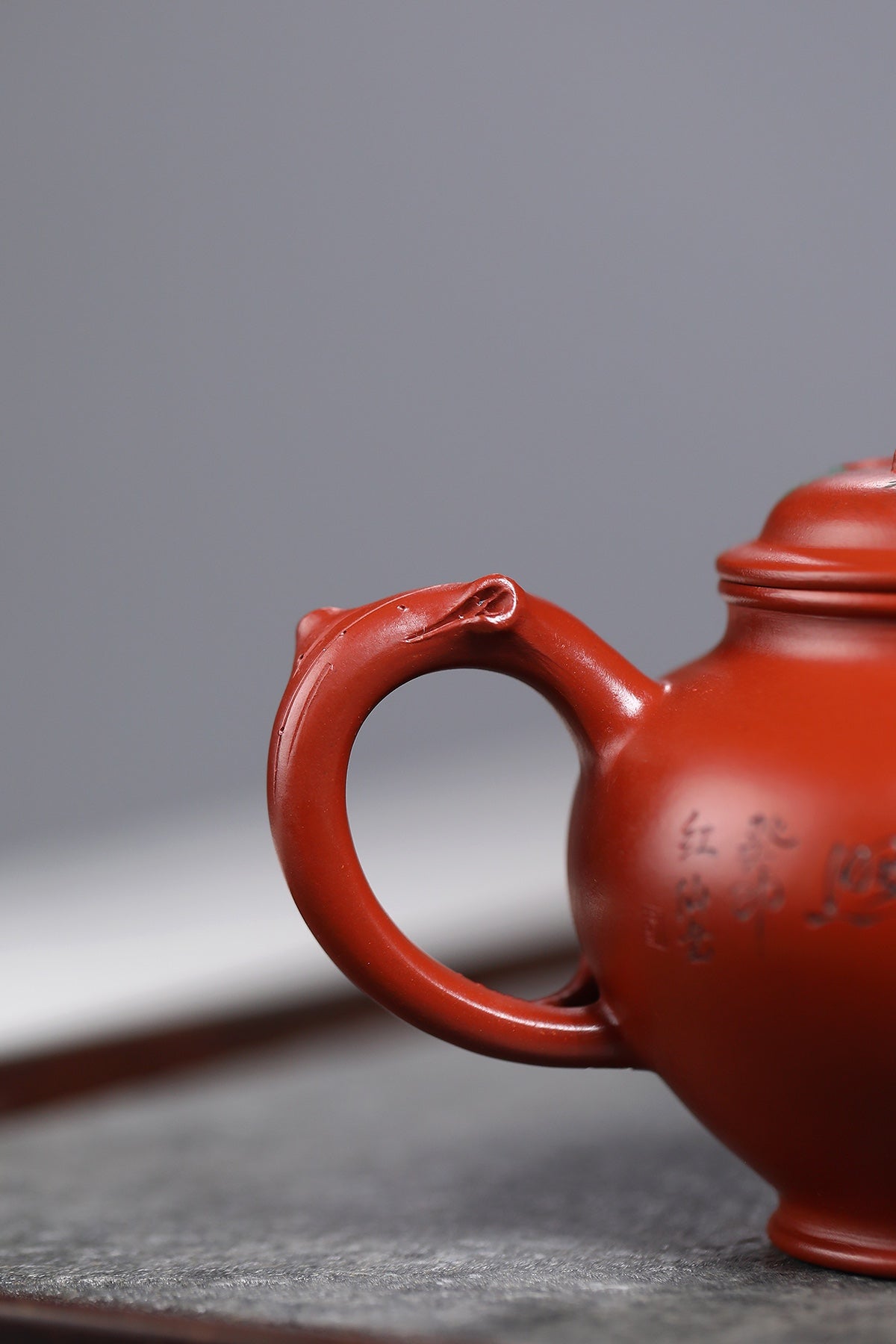 范泽锋高徒·邱爽紫砂潜力重器《松报春壶》是您礼藏皆宜的高端艺术品👍  ——原矿优质朱泥·200cc