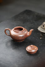 范泽锋高徒·邱爽紫砂潜力重器《笑樱壶》是您礼藏皆宜的高端艺术品👍  ——原矿优质龙骨金砂·390cc