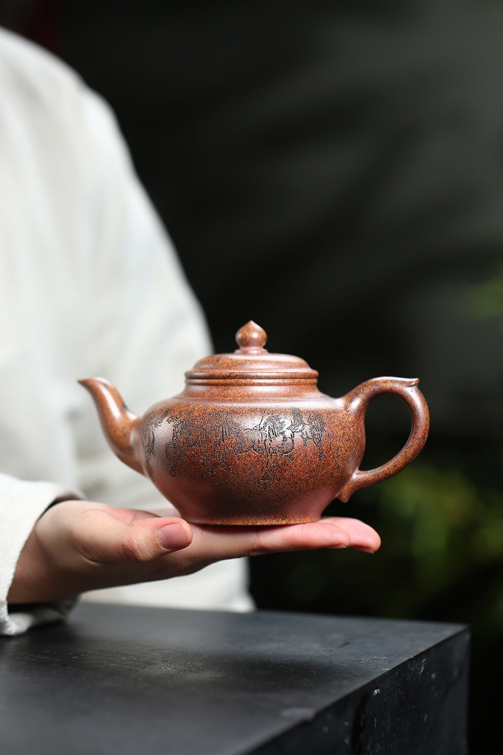 范泽锋高徒·邱爽紫砂潜力重器《笑樱壶》是您礼藏皆宜的高端艺术品👍  ——原矿优质龙骨金砂·390cc