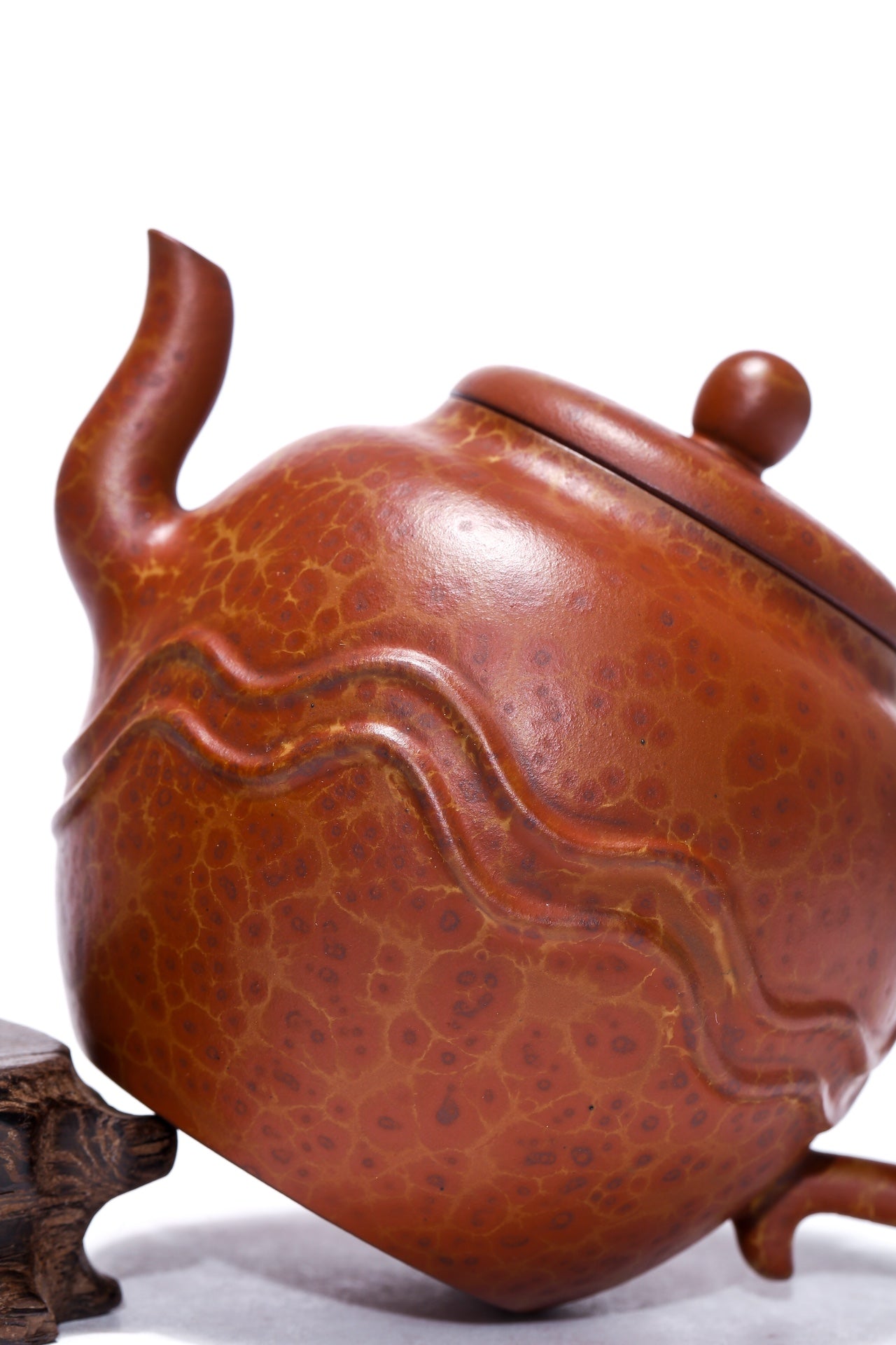 专利孤品 传世紫砂｜紫砂界原创专利技艺｜火山玉影绞泥创始人·张娟巅峰臻品《海纳百川壶》——火山玉影绞泥·珍稀原矿糅合·350cc