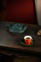 范大生嫡脉·江苏省大师范秀芳·紫砂臻品《四方扁竹鼓壶》——优质九龄君子兰·150cc（入册款代表作）