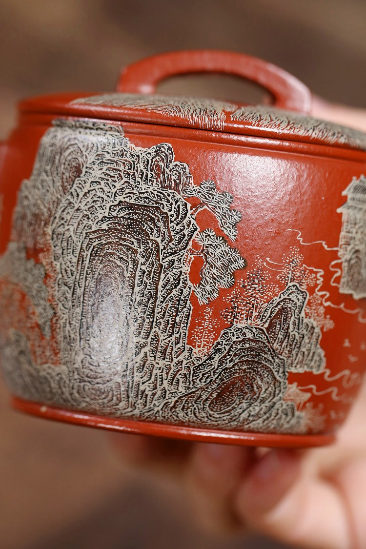 【顶级高货，因工艺太过复杂，仅做一只】 《双大师双飞遗合作限量款》双证书 东盟紫砂行业领军人物新作【汉瓦壶】