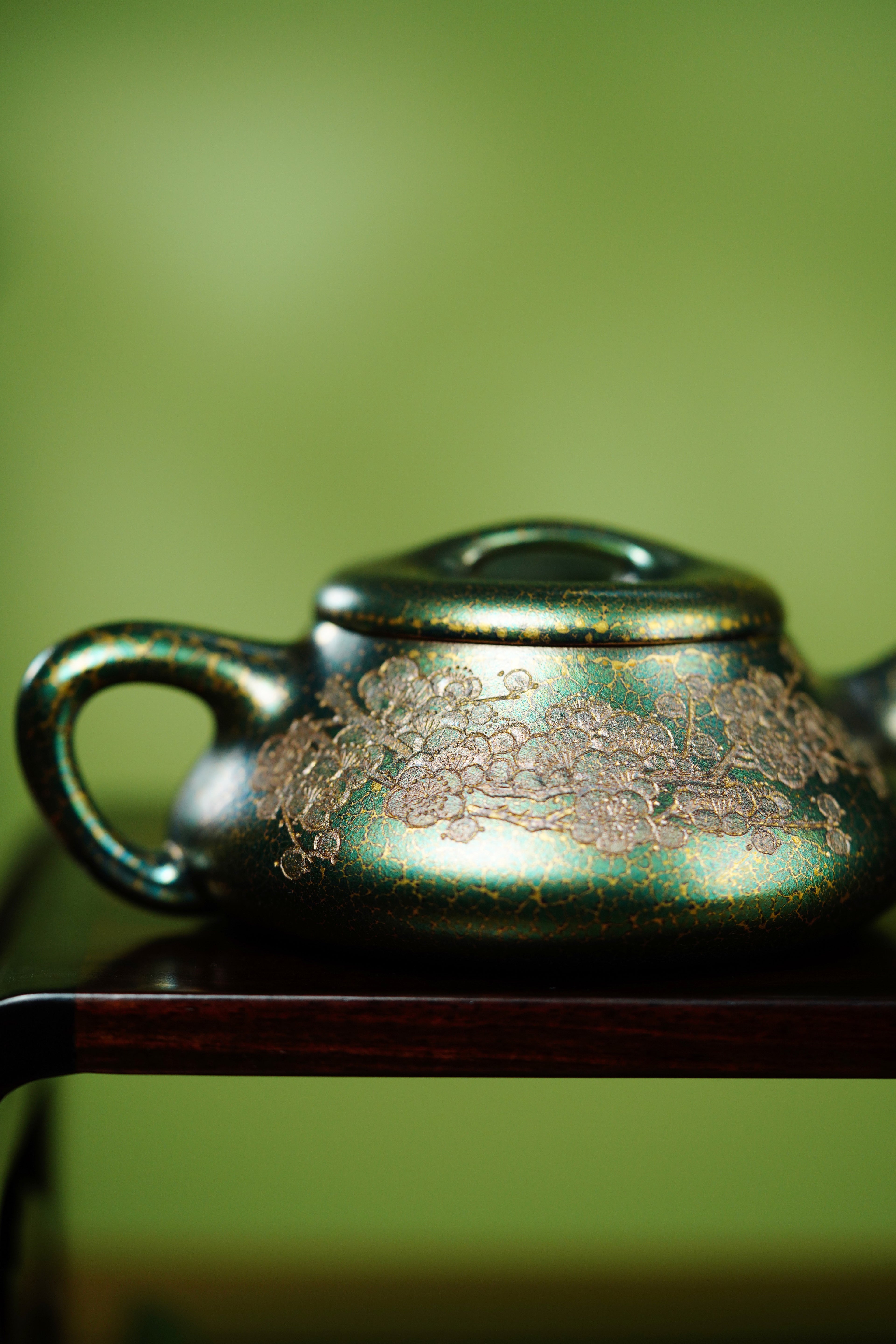 中国紫砂界当代梅王·朱炳浩(石陶）本工巅峰墨梅臻品《暗香石瓢》——原矿优质底槽清·120cc