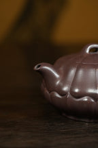范大生嫡脉·江苏省大师范秀芳·紫砂臻品《扁合菱壶》——原矿优质天青泥·300cc（入册款代表作）