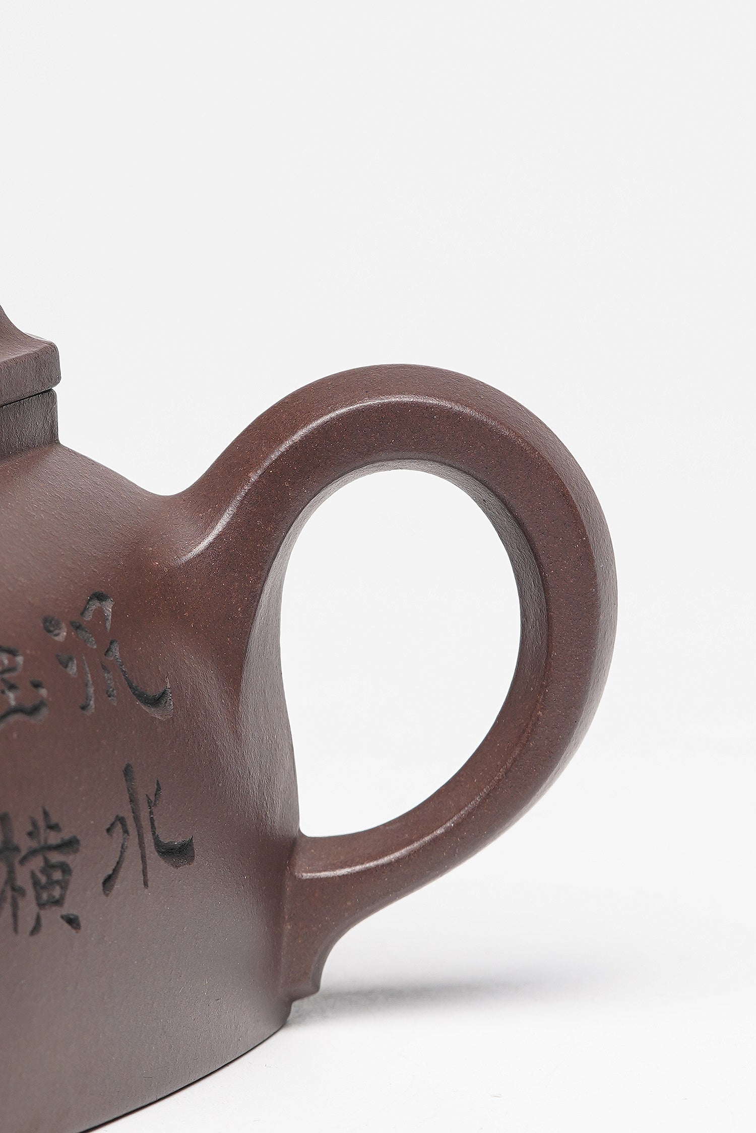 储立之大师传世典藏重器《六方井栏壶》是礼藏双宜首选的高端艺术品！  ——原矿优质 紫泥·360cc