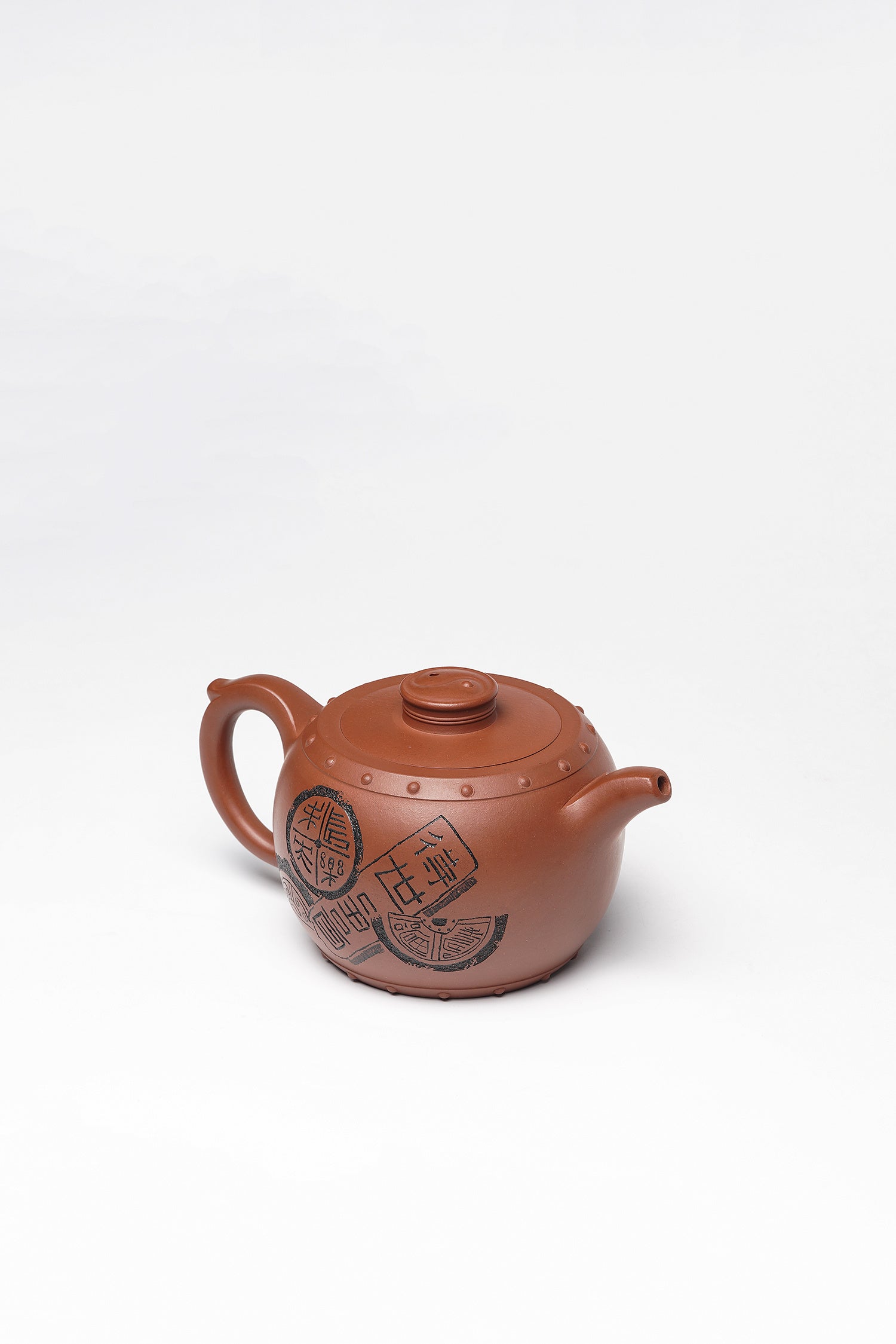 储立之大师传世典藏重器《太极鼓壶》是礼藏双宜首选的高端艺术品！  ——原矿优质 红清水泥·550cc
