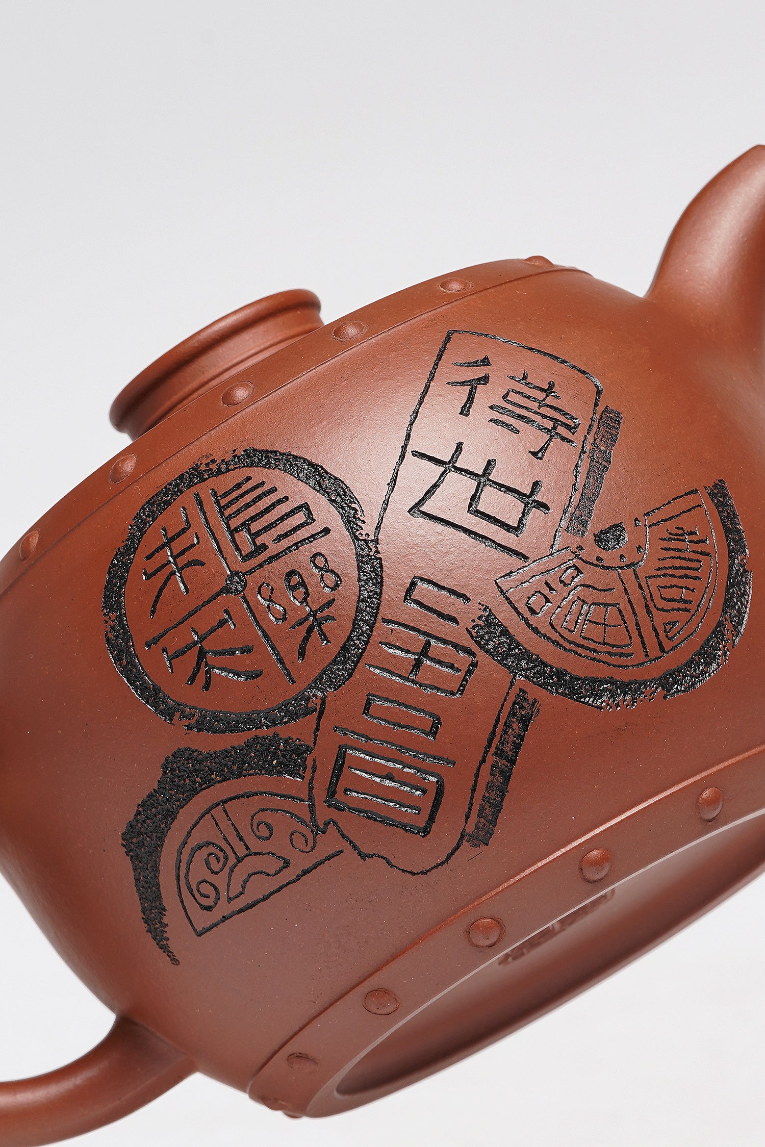 储立之大师传世典藏重器《太极鼓壶》是礼藏双宜首选的高端艺术品！  ——原矿优质 红清水泥·550cc