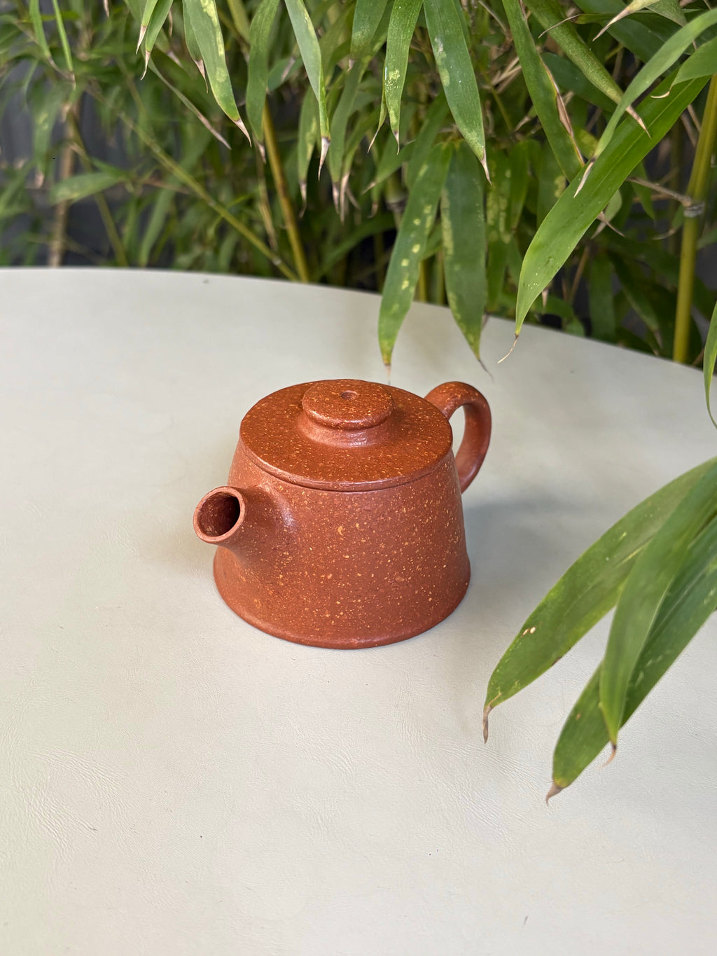 范泽锋高徒·邱爽紫砂潜力重器《汉瓦壶》是您礼藏皆宜的高端艺术品👍  ——原矿优质降坡泥·100cc