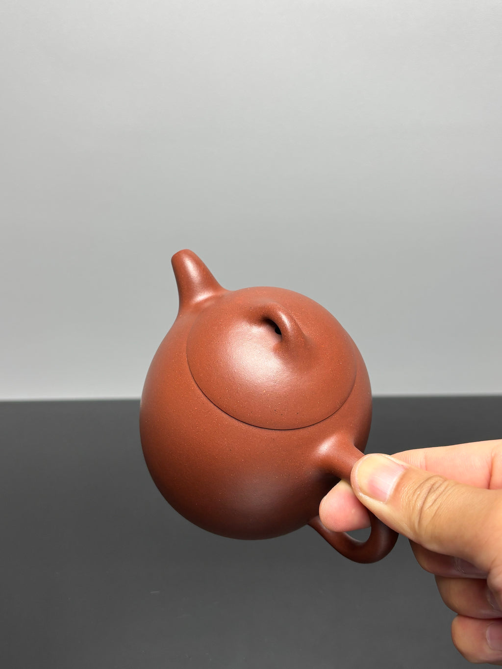 范泽锋高徒·邱爽紫砂潜力重器《秦权壶》｜礼藏皆宜高端艺术臻品👍——原矿优质底槽清·350cc