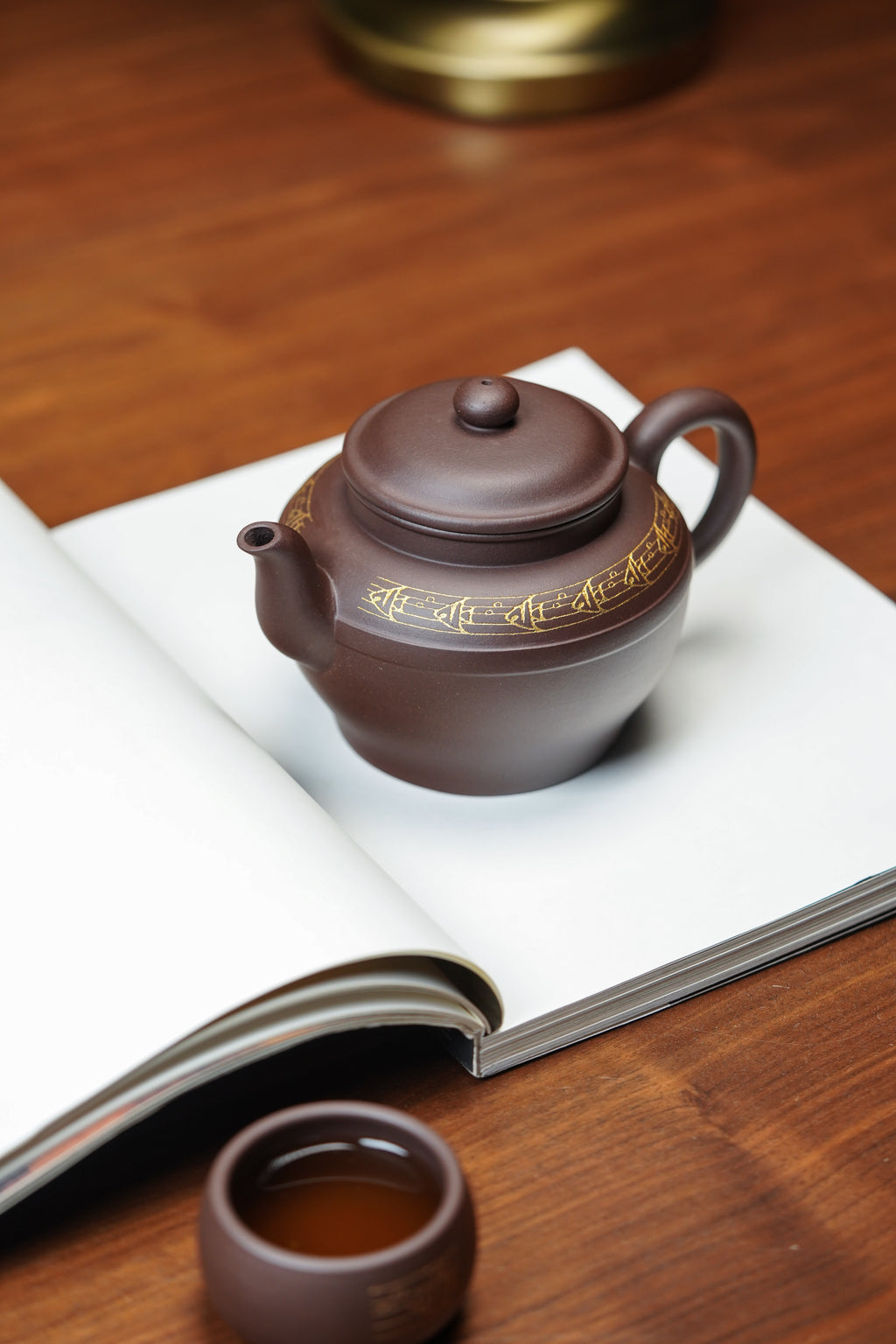 国匠臻藏 葛军大师·原创紫砂套组重器【线韵壶】，鼎级荣衔 业界标杆——原矿优质老紫泥 450cc