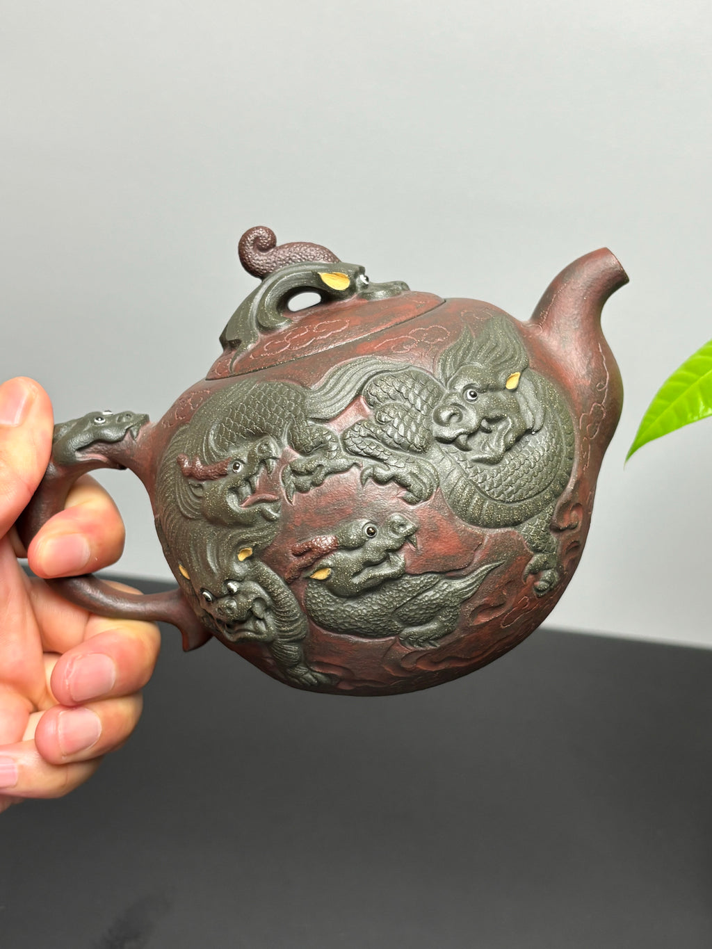 国礼名家金奖臻品｜高水波原创代表作《九子朝圣》九龙紫砂重器 传世收藏高端礼赠 巅峰之作！  优质老青段 | 520cc