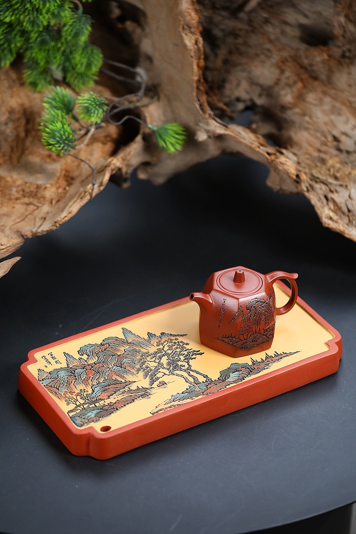 李峰大师·紫砂界彩刻山水标杆臻品《六方井栏壶》礼藏双绝 传世重器！  ——原矿优质底槽清·150cc
