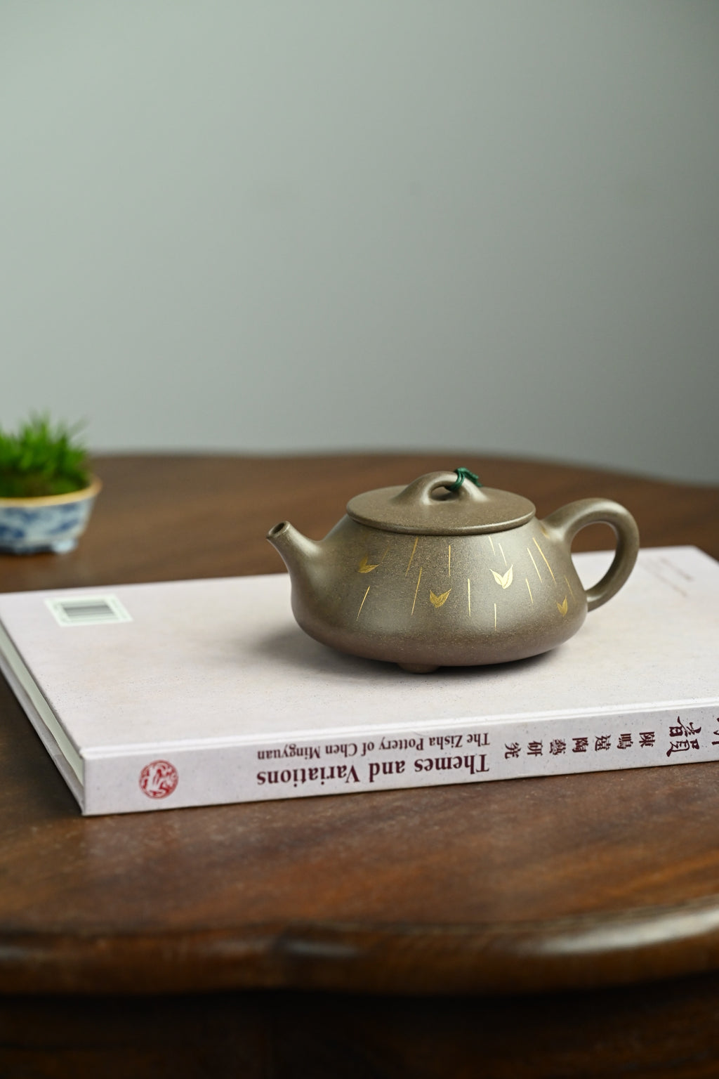 令瓢·谷雨/范泽锋夫人国高工汤宣武作品 /容量260cc/原矿青玉段