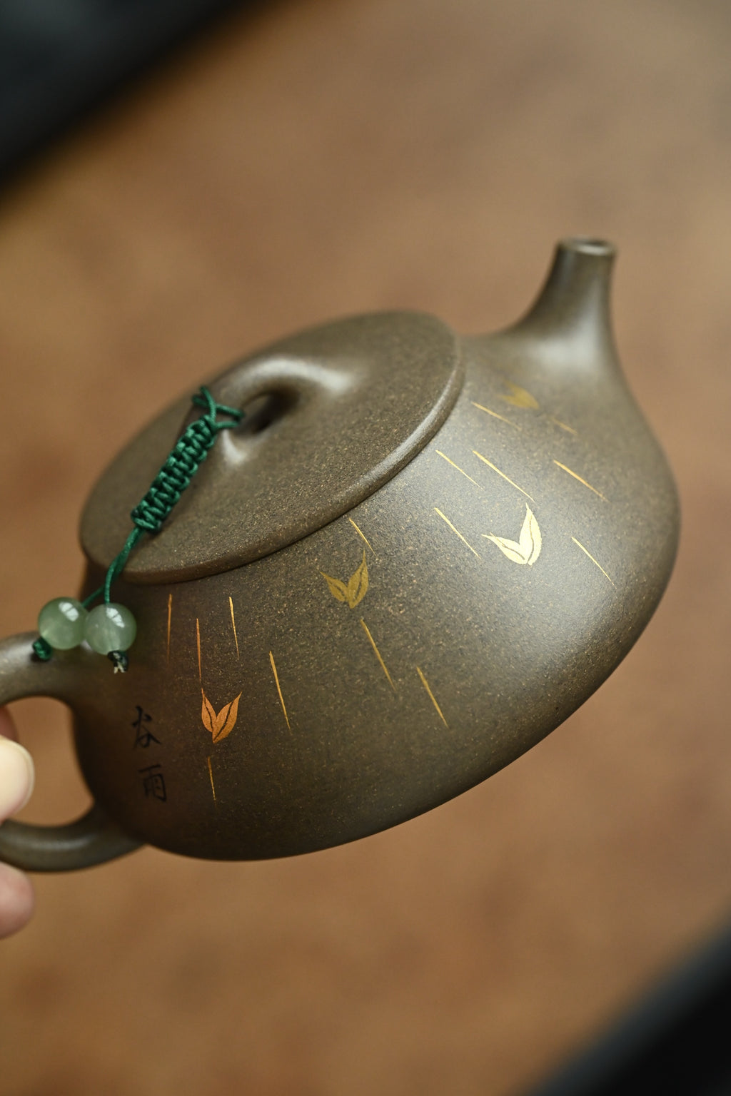 令瓢·谷雨/范泽锋夫人国高工汤宣武作品 /容量260cc/原矿青玉段