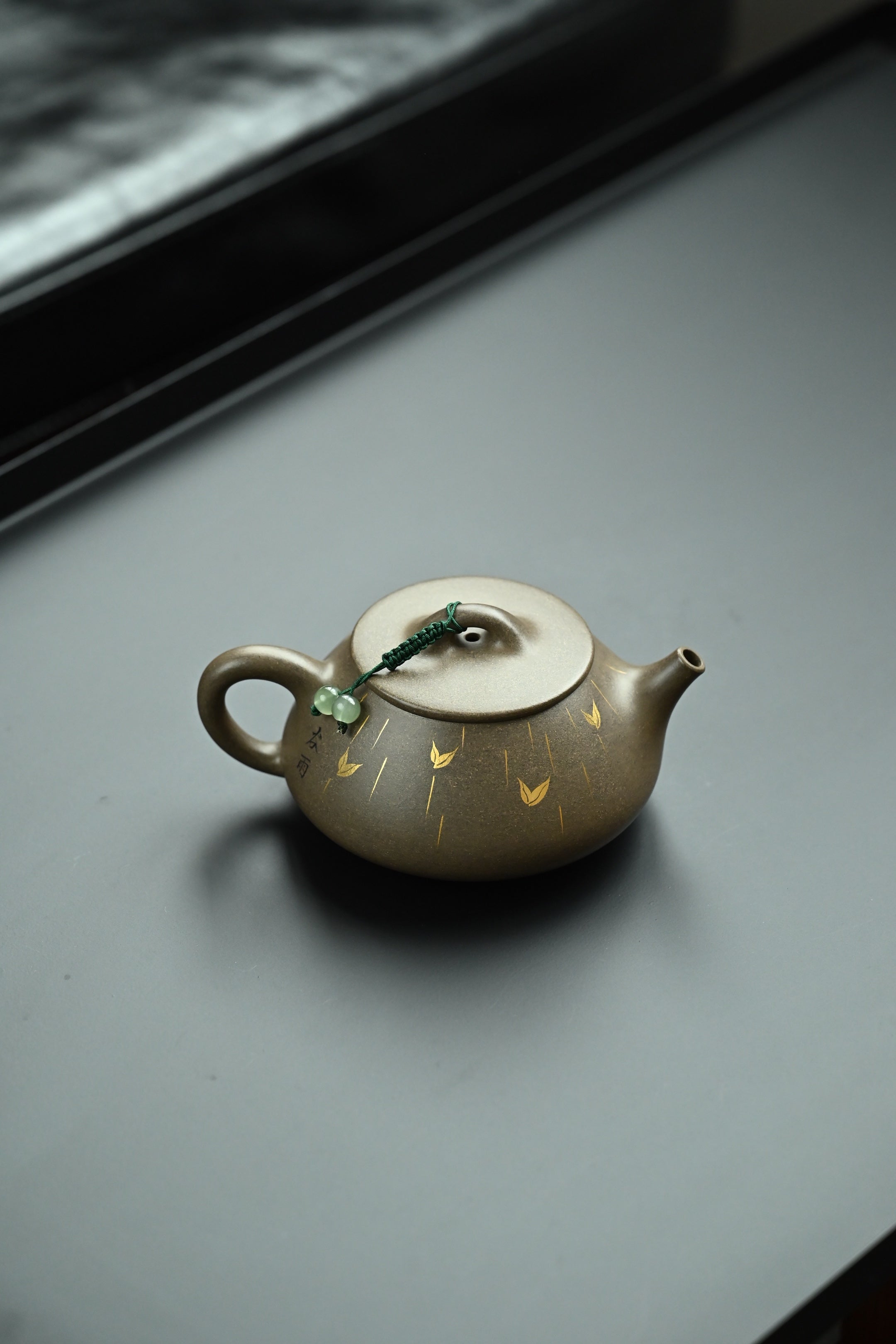 令瓢·谷雨/范泽锋夫人国高工汤宣武作品 /容量260cc/原矿青玉段
