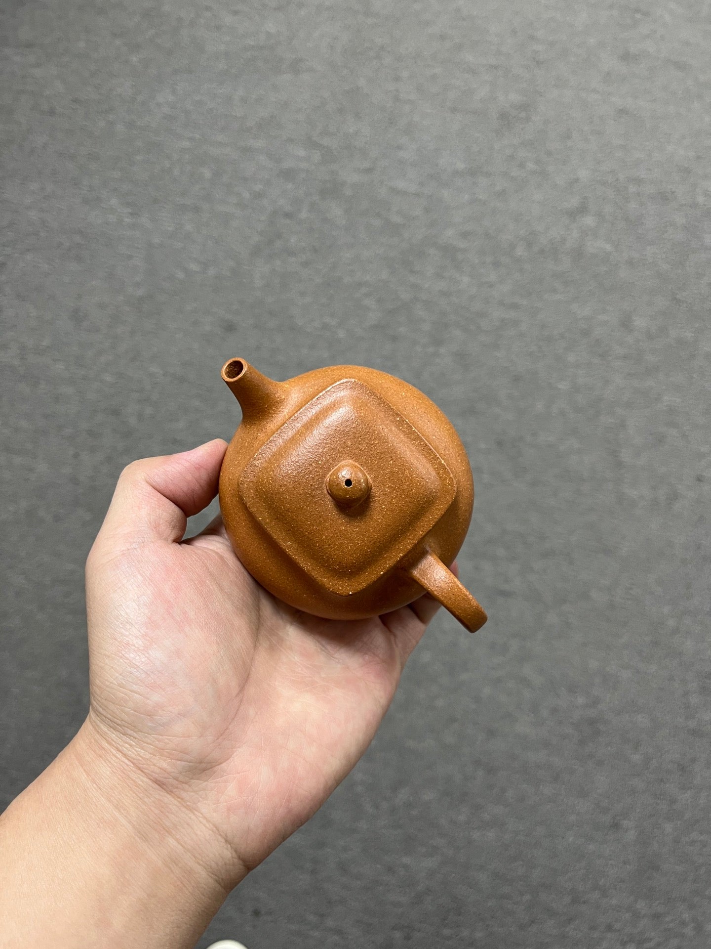 实拍·全手工【乾坤】 老宕口极品黄金段泥·170cc·7孔