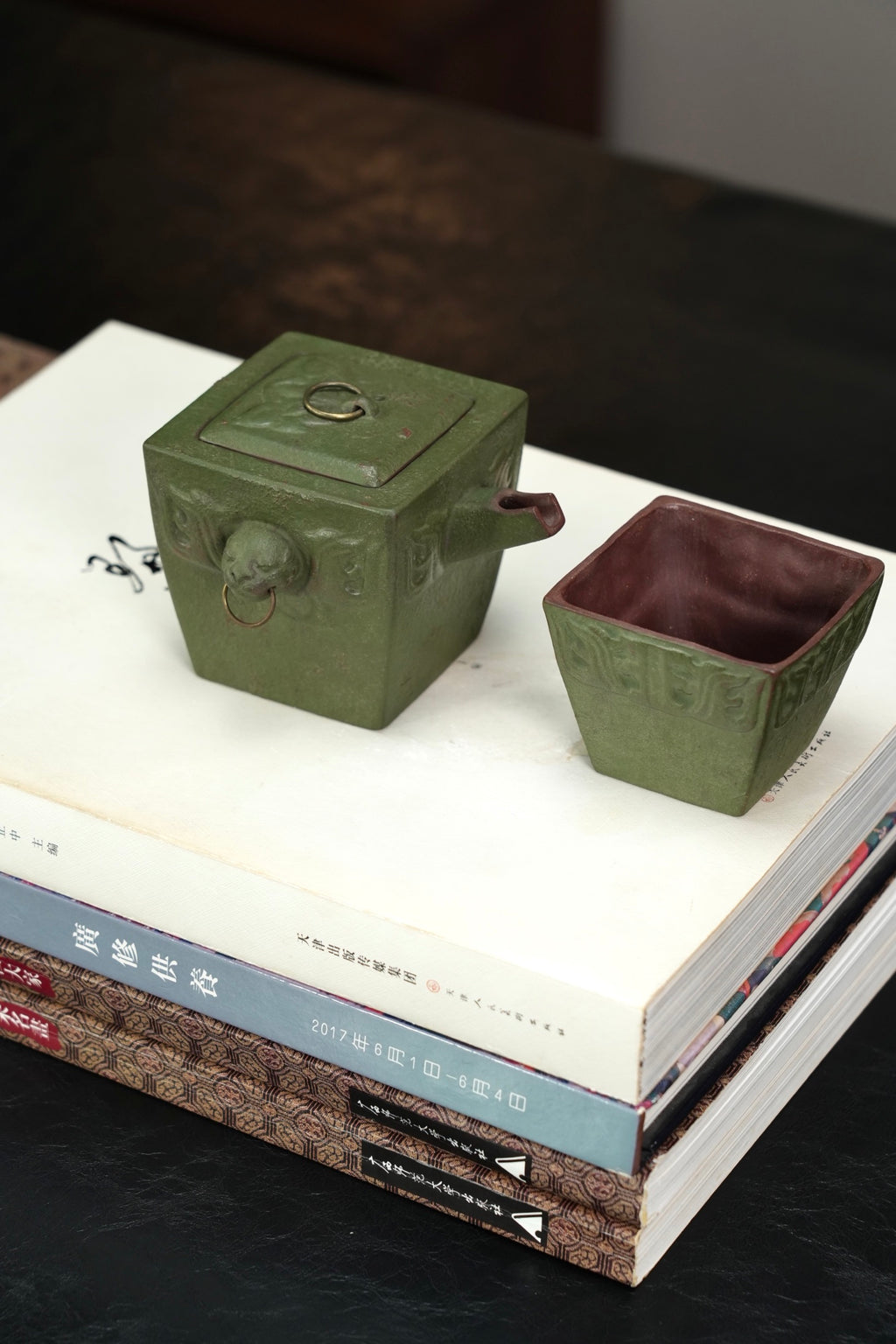 【四方·狮鼎】 原矿极品紫泥（绿泥粉浆） 壶200cc·杯子95cc
