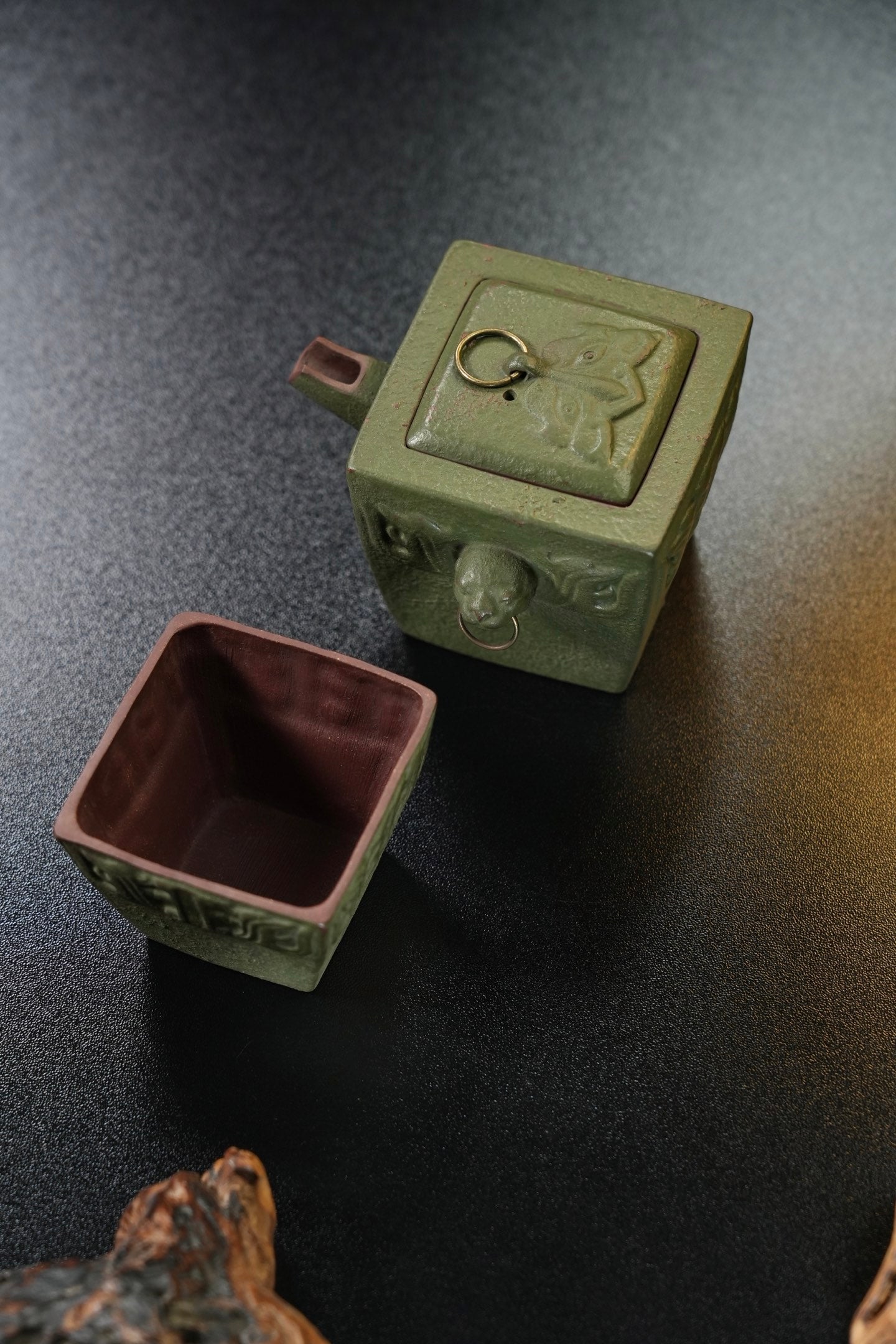 【四方·狮鼎】 原矿极品紫泥（绿泥粉浆） 壶200cc·杯子95cc