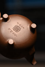 范家壶庄少庄主 范坚.三足鼎  张重庆刊  原矿紫泥  350ml