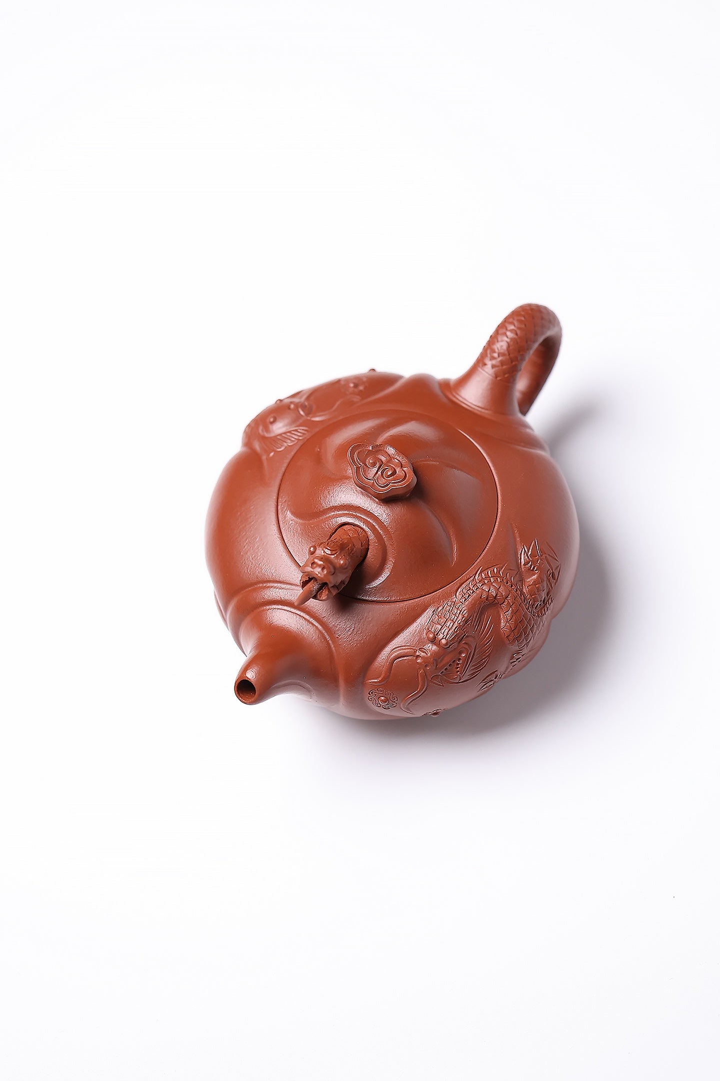 双省名人经典之作【鱼化龙】 泥料：极品大红袍 容量：220cc 作者：韩小虎 研究员级高级工艺美术师