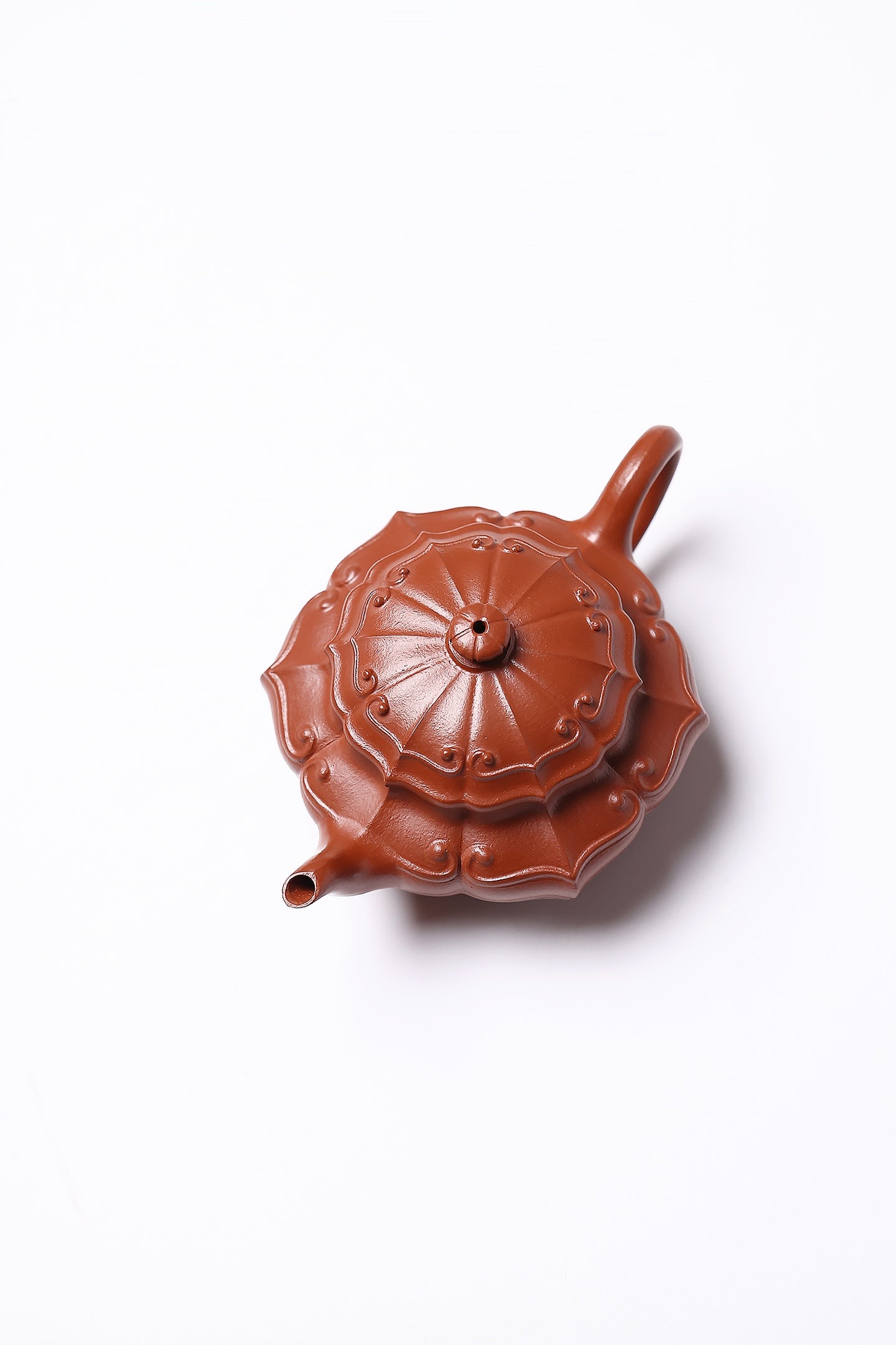 双省名人经典之作【菱花如意】 泥料：极品大红袍 容量：180cc 作者：韩小虎 研究员级高级工艺美术师
