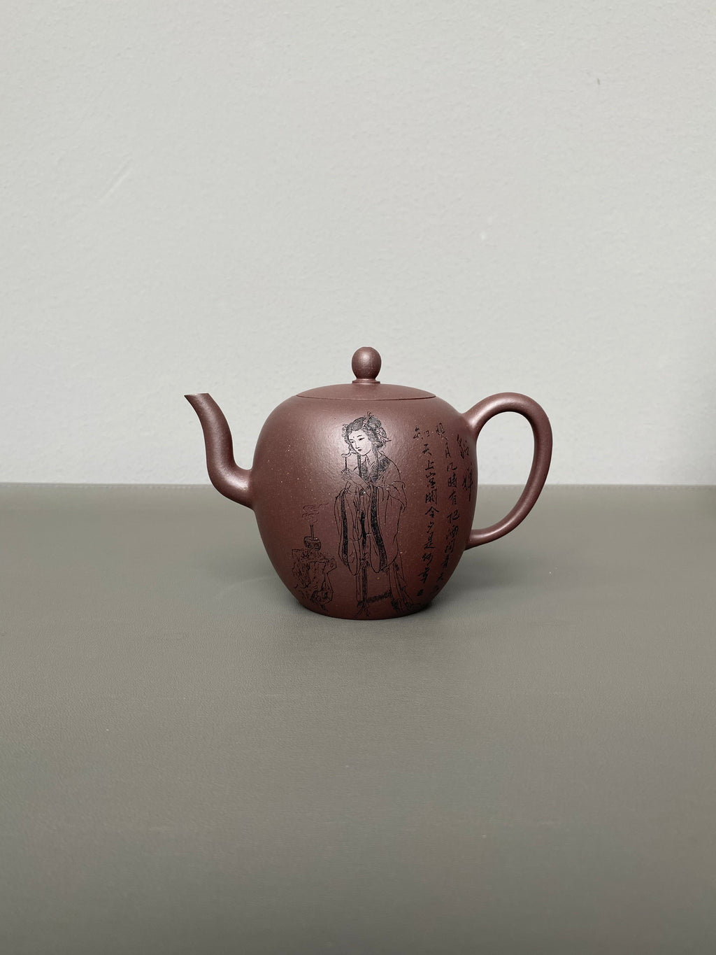 李峰臻品《美人肩壶》礼藏双绝 传世雅器——原矿优质老紫泥·230cc ——国大师吴鸣高徒·李峰亲工