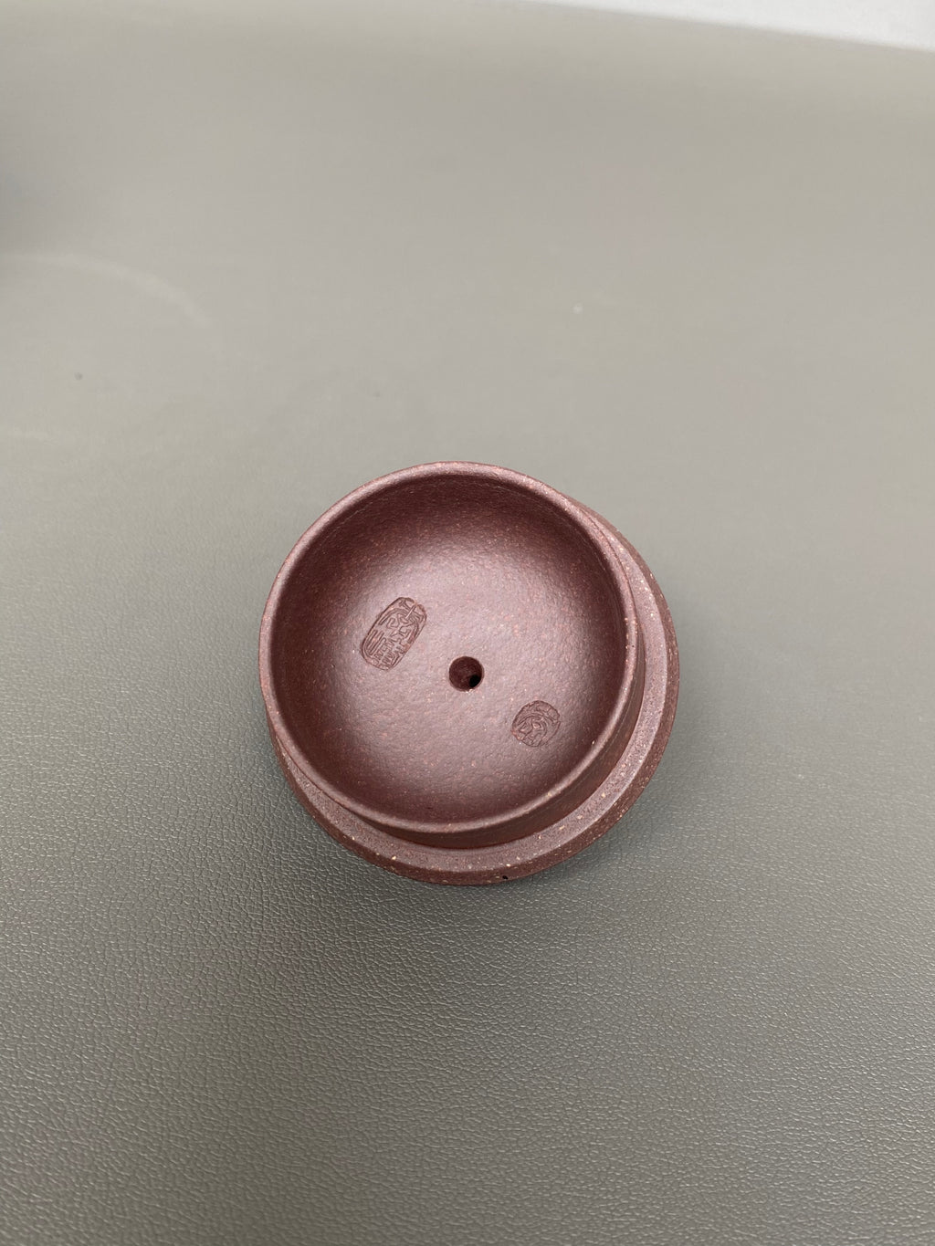李峰臻品《美人肩壶》礼藏双绝 传世雅器——原矿优质老紫泥·230cc ——国大师吴鸣高徒·李峰亲工