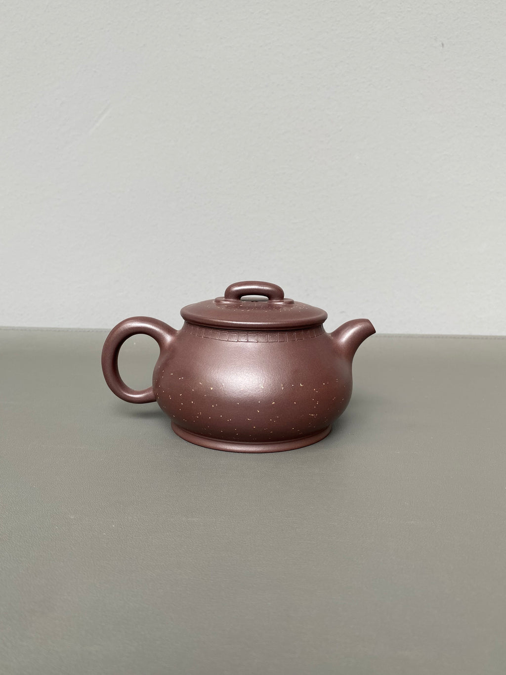 宜兴紫砂：原矿好工好料系列【守拙壶】 ——原矿优质紫泥铺砂·260cc ——紫砂艺术名家·宁辰（风华）