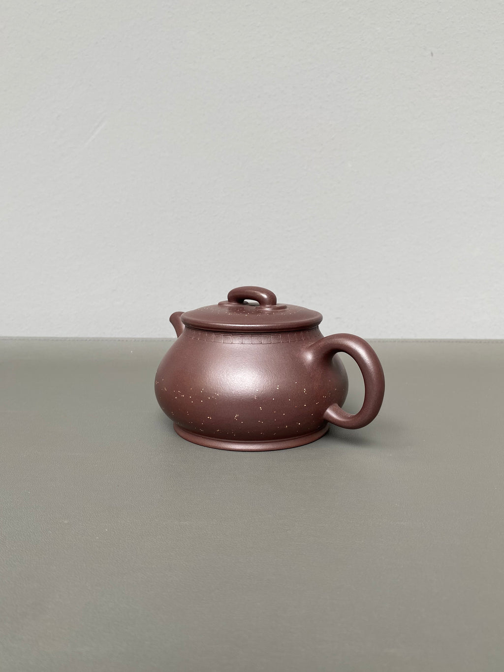 宜兴紫砂：原矿好工好料系列【守拙壶】 ——原矿优质紫泥铺砂·260cc ——紫砂艺术名家·宁辰（风华）