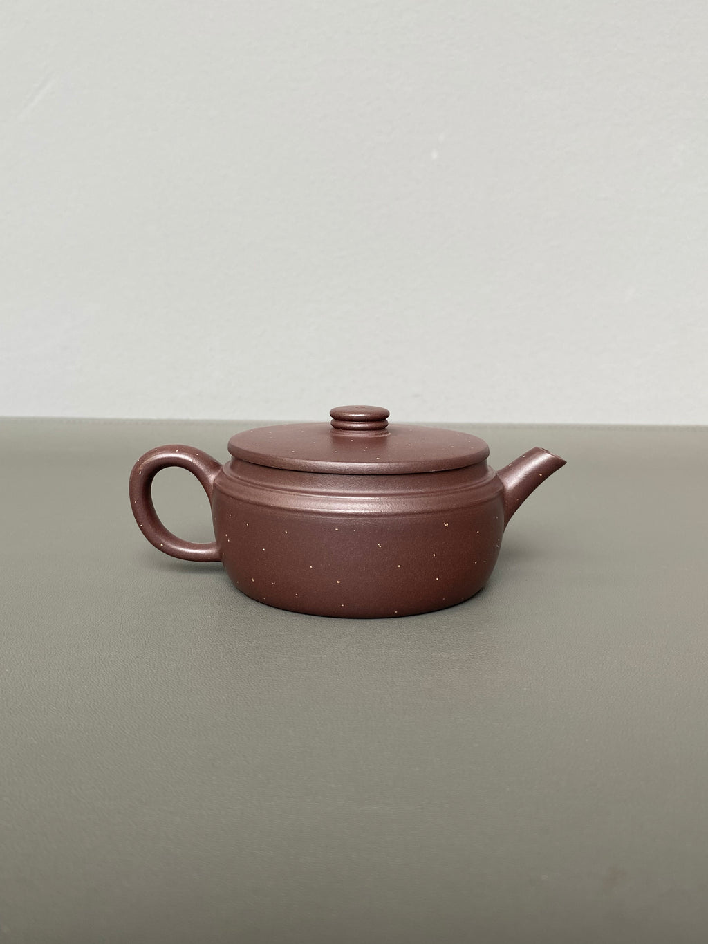 宜兴紫砂：原矿好工好料系列【汉瓦壶】——原矿优质紫泥铺砂·130cc ——紫砂艺术名家·宁辰（风华）