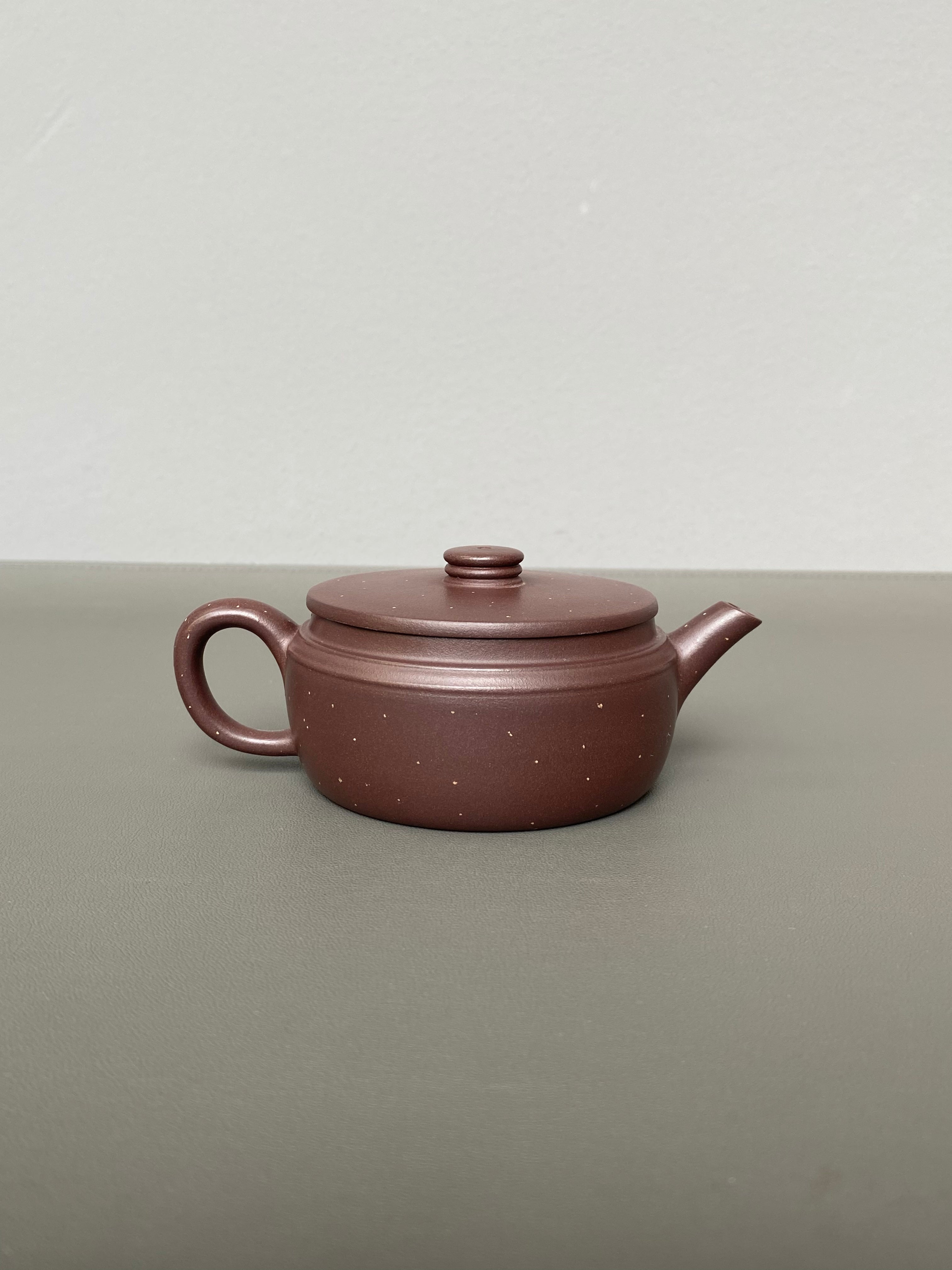 宜兴紫砂：原矿好工好料系列【汉瓦壶】——原矿优质紫泥铺砂·130cc ——紫砂艺术名家·宁辰（风华）