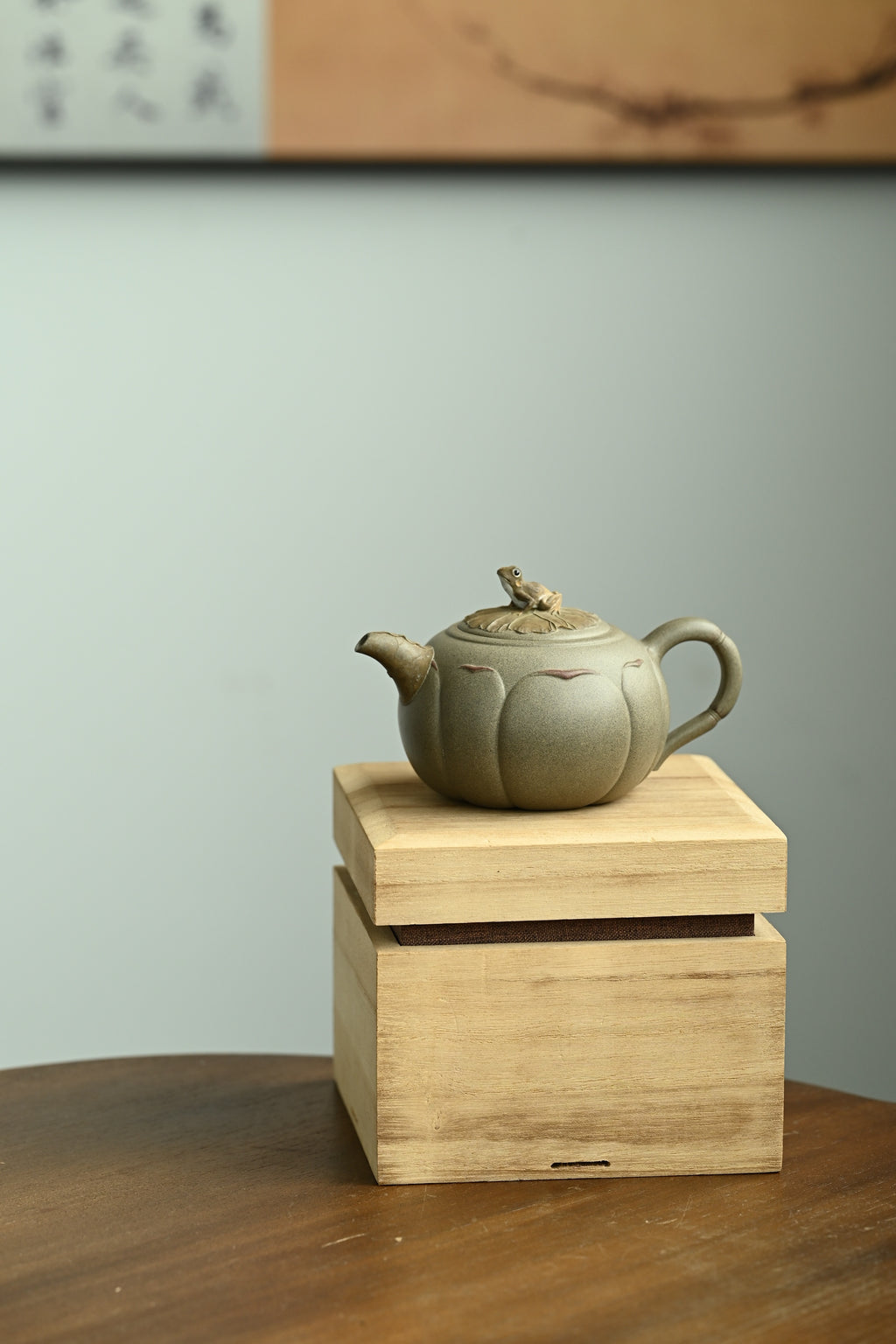 荷塘蛙趣·全手工 /大拍陶手陈真作品/容量290cc/极品青段