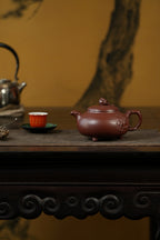 百年传承 紫砂世家｜大生壶第四代嫡传·省大师范秀芳臻品《三足雪桃壶》——原矿优质紫朱砂·350cc（入册款代表作）