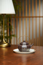 紫砂界80后方器巨匠巅峰臻品《拙朴提梁壶》甄选原矿优质纯紫老泥·400cc，料工合一、品质顶级