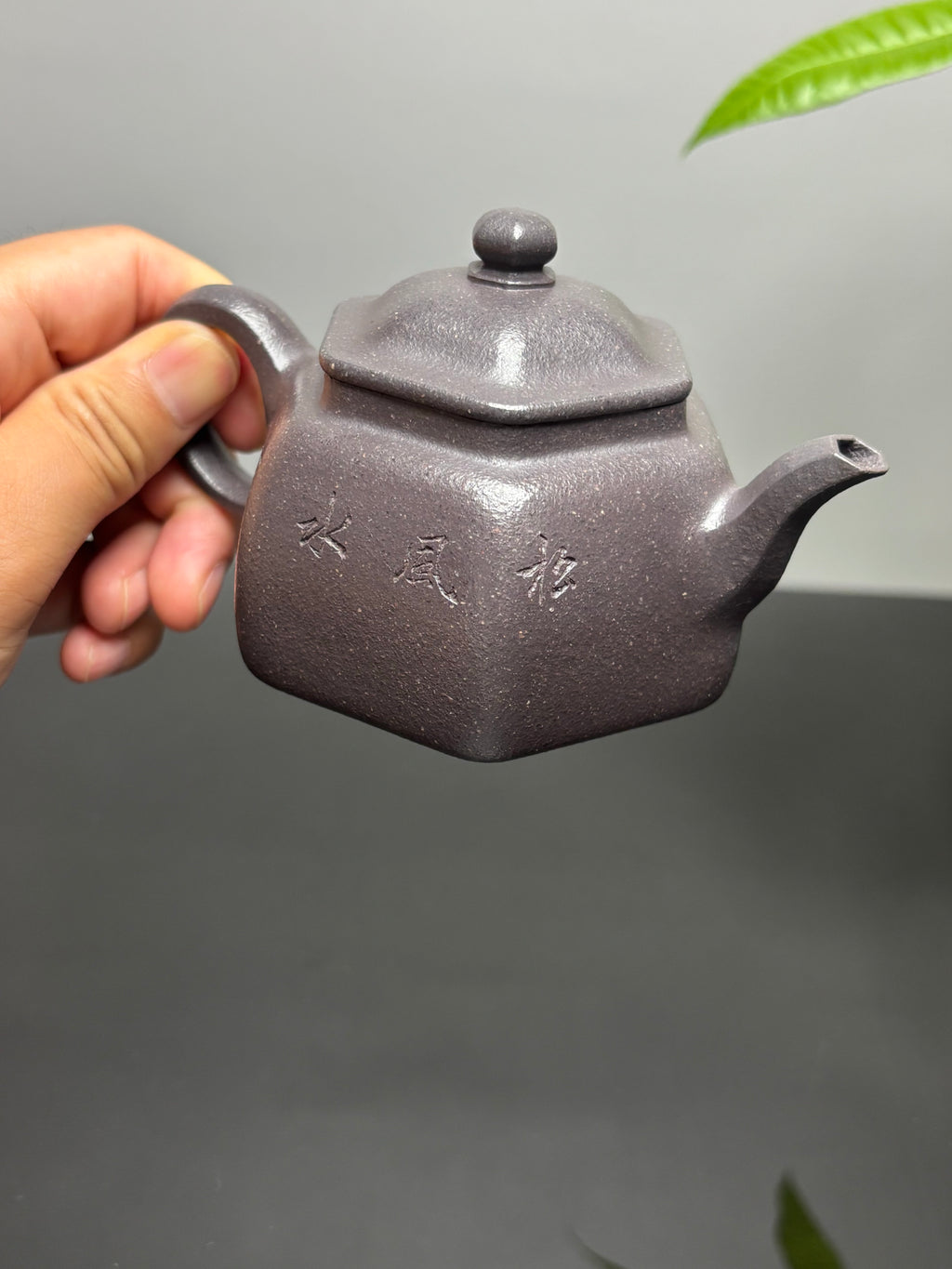 紫砂界80后方器巨匠巅峰臻品《六方怀隐壶》甄选原矿优质天青泥·180cc，料工合一、品质顶级