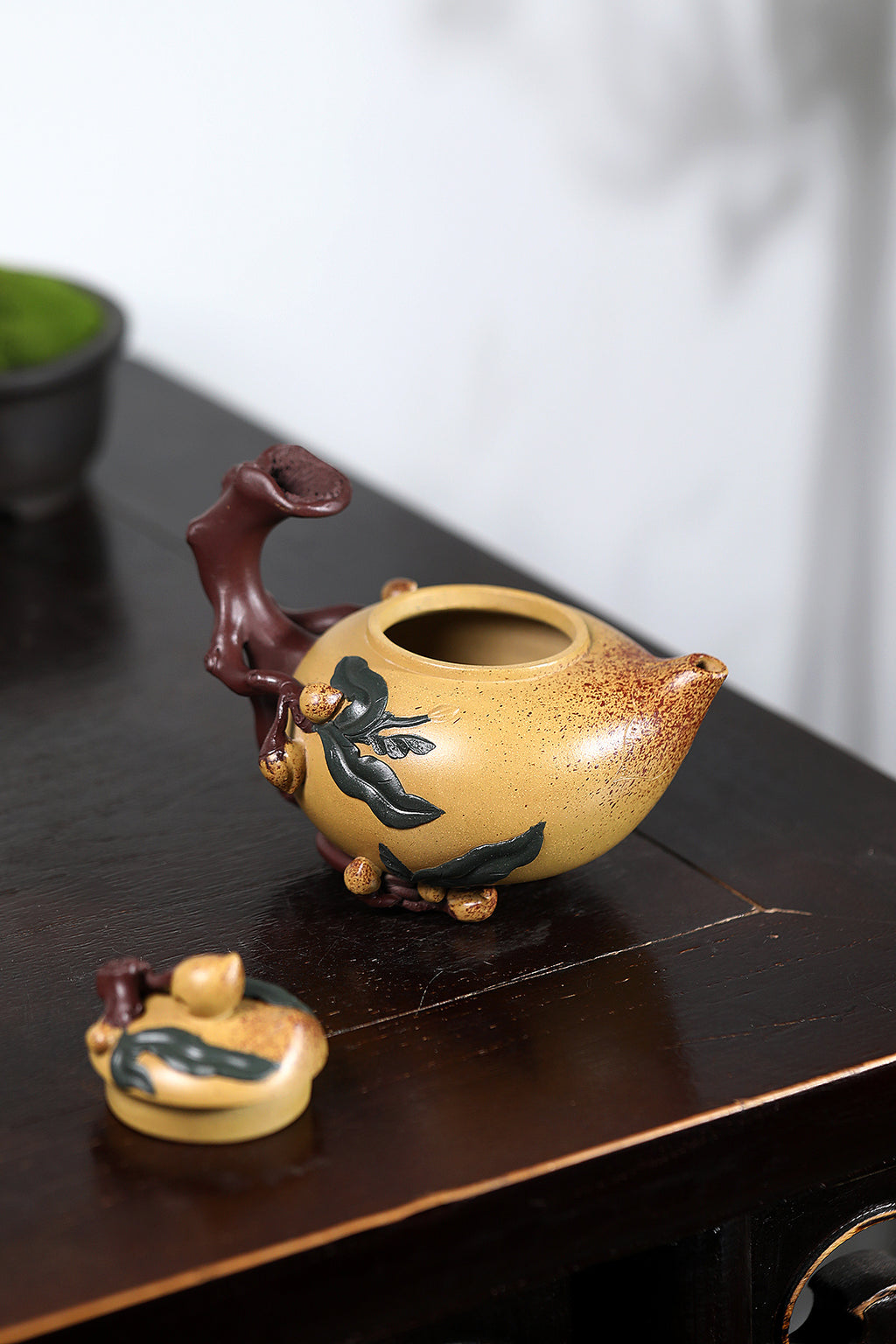 蒋艺华·非遗紫砂巅峰重器《圣桃壶》——原矿优质黄金段泥·300cc ——中国传统陶瓷艺术大师·蒋艺华 制