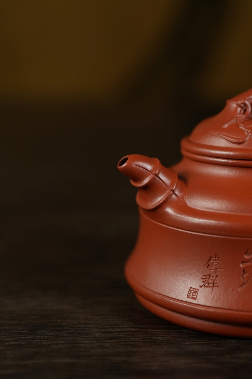 范大生嫡脉｜范秀芳制 范伟群装饰｜双省大师联诀紫砂臻品《小圆竹鼎壶》——原矿优质朱泥·160cc（入册款代表作）