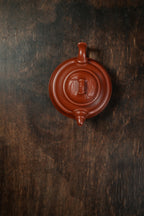 范大生嫡脉｜范秀芳制 范伟群装饰｜双省大师联诀紫砂臻品《小圆竹鼎壶》——原矿优质朱泥·160cc（入册款代表作）
