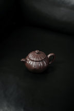 范大生嫡脉｜范秀芳制 范伟群装饰｜双省大师联诀紫砂臻品《夏露壶》——原矿优质古天青·130cc（入册款代表作）
