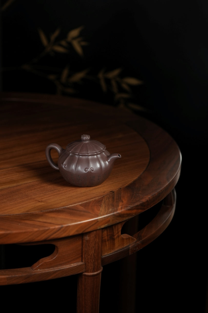 范大生嫡脉｜范秀芳制 范伟群装饰｜双省大师联诀紫砂臻品《夏露壶》——原矿优质古天青·130cc（入册款代表作）