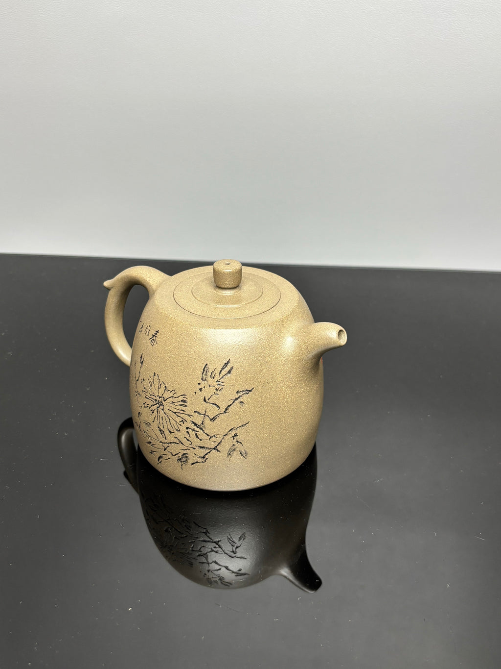 立之紫砂 礼藏至尊｜储立之大师传世典藏重器《高井栏壶》——原矿优质 蟹壳青·500cc