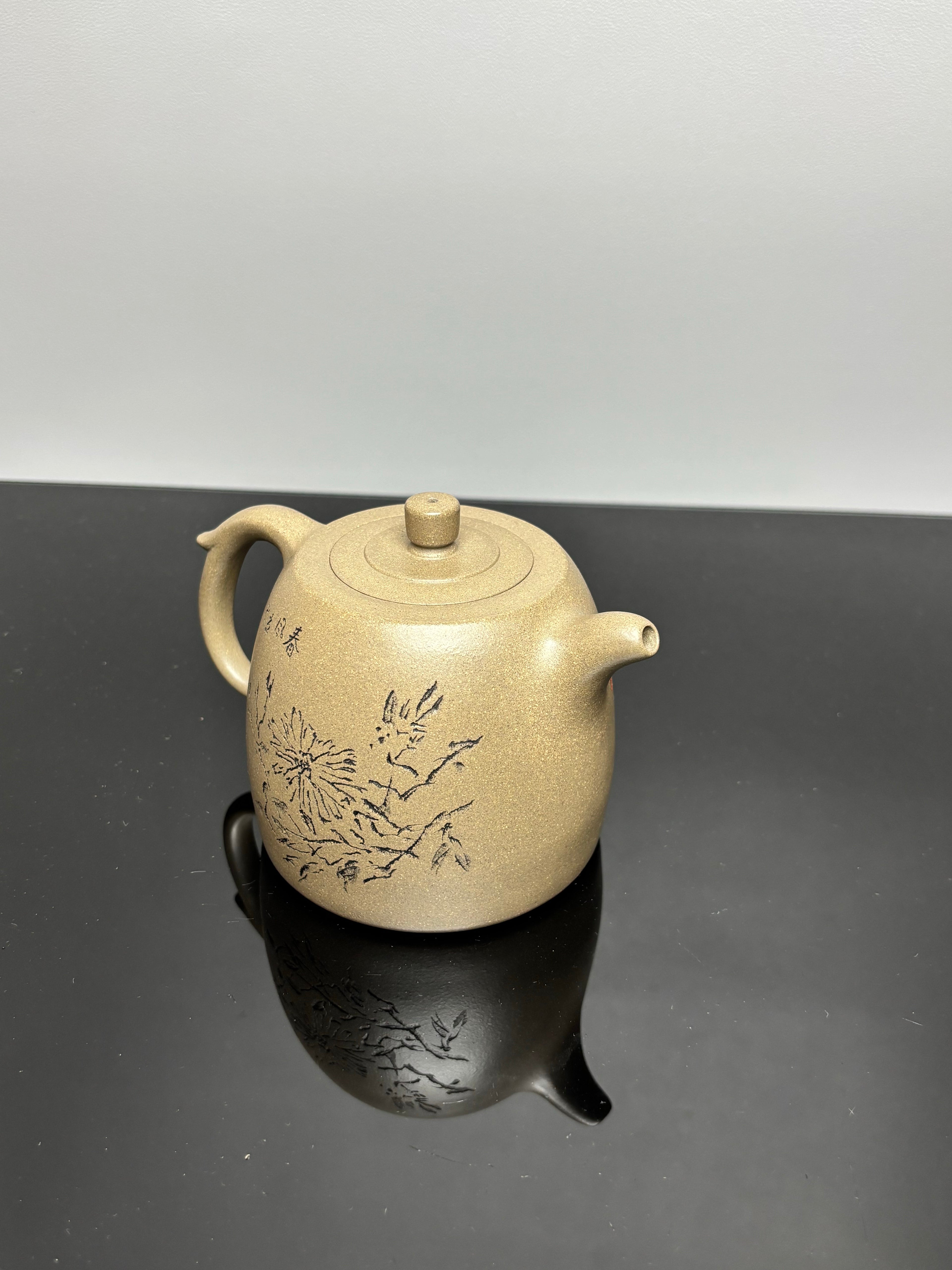 立之紫砂 礼藏至尊｜储立之大师传世典藏重器《高井栏壶》——原矿优质 蟹壳青·500cc