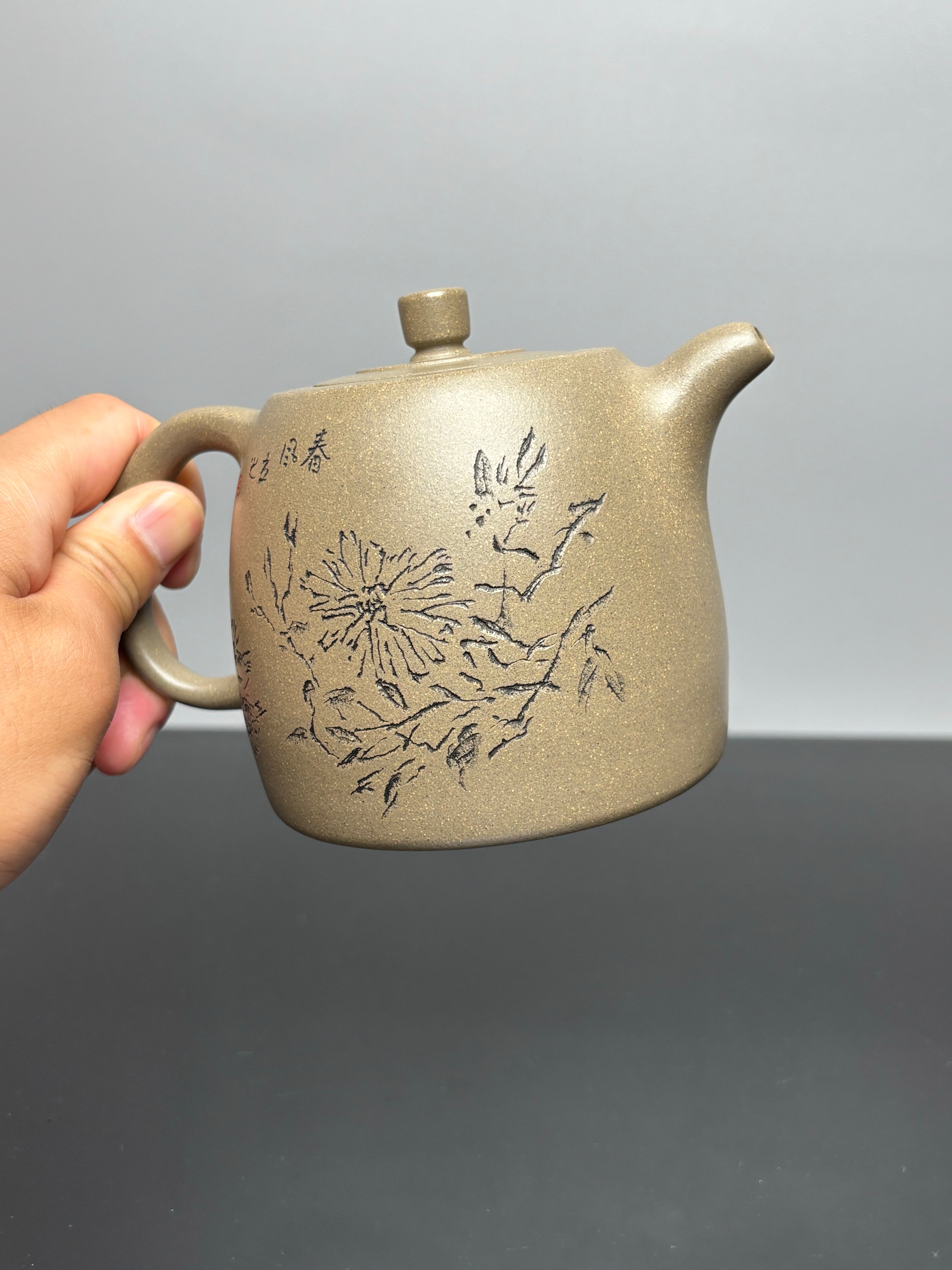 立之紫砂 礼藏至尊｜储立之大师传世典藏重器《高井栏壶》——原矿优质 蟹壳青·500cc