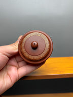 徐伟强全手工·紫砂臻品《虚扁壶》典藏重器｜卡真金丝工艺·价值攀阶，潜力无界！——原矿优质朱泥·150cc