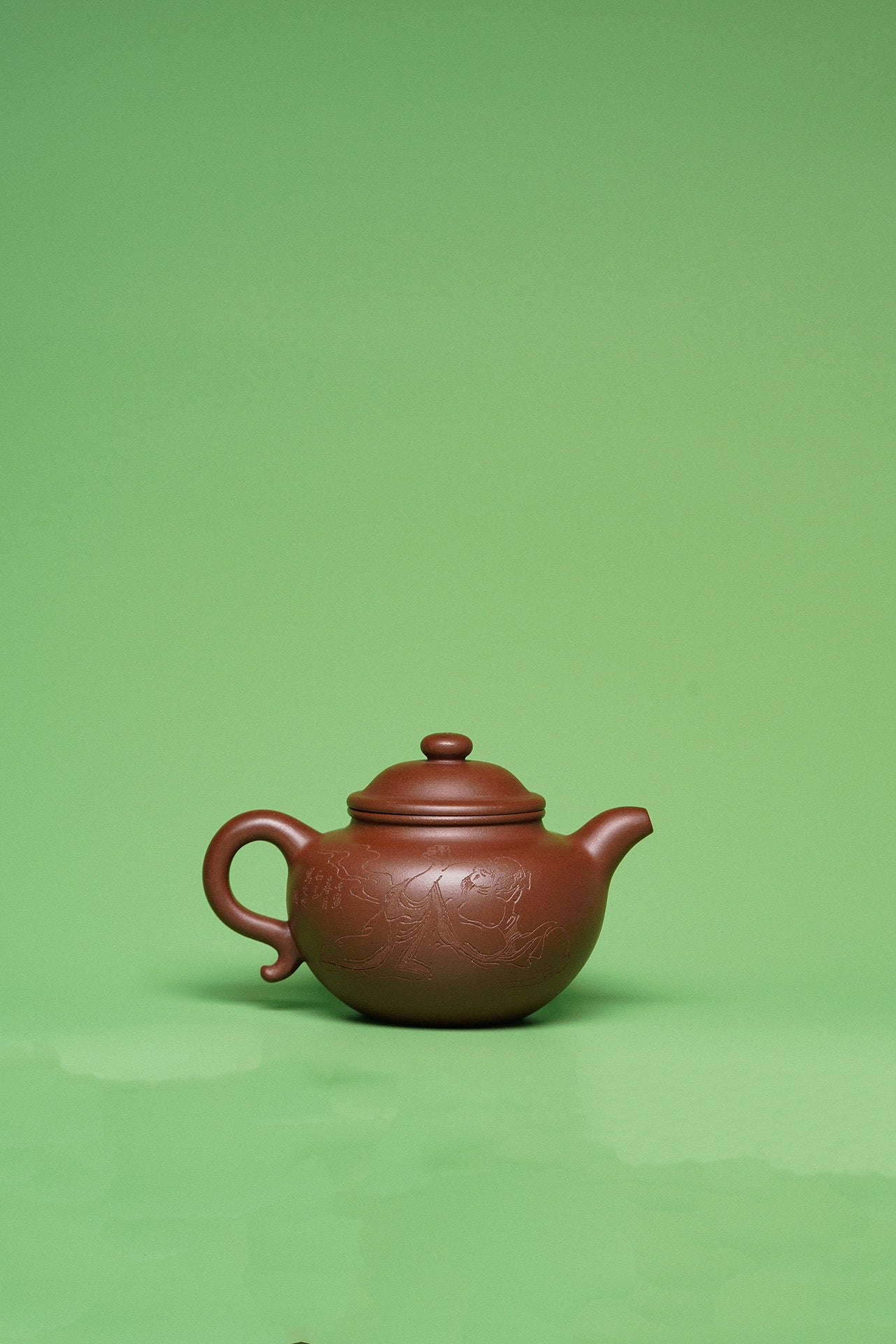紫砂臻品·礼藏首选｜周建春大师扛鼎之作《莲子壶》——原矿优质底槽清·420cc ——正高级工艺美术师·周建春·制