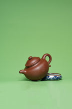 紫砂臻品·礼藏首选｜周建春大师扛鼎之作《莲子壶》——原矿优质底槽清·420cc ——正高级工艺美术师·周建春·制 - ZishaTeapotChina