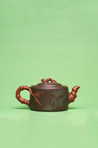 紫砂臻品·礼藏首选｜周建春大师扛鼎之作《松凤竹段壶》——原矿优质老紫泥双拼·600cc ——正高级工艺美术师·周建春·制
